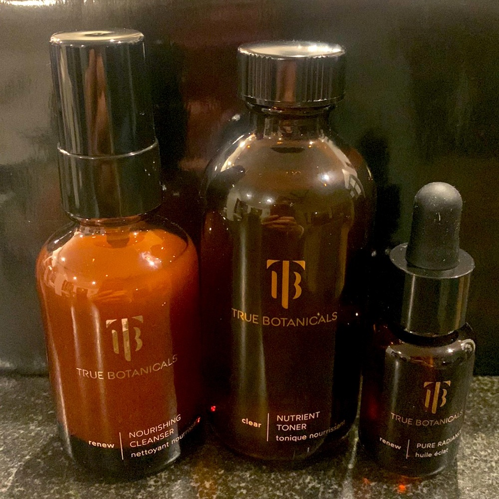 New! True Botanicals skin care.Includes Renew Pure Radiance Oil.  $200 value!